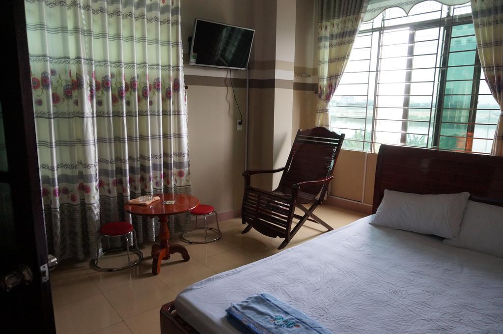 Thanh Lich Guesthouse Quang Ngai Exterior photo